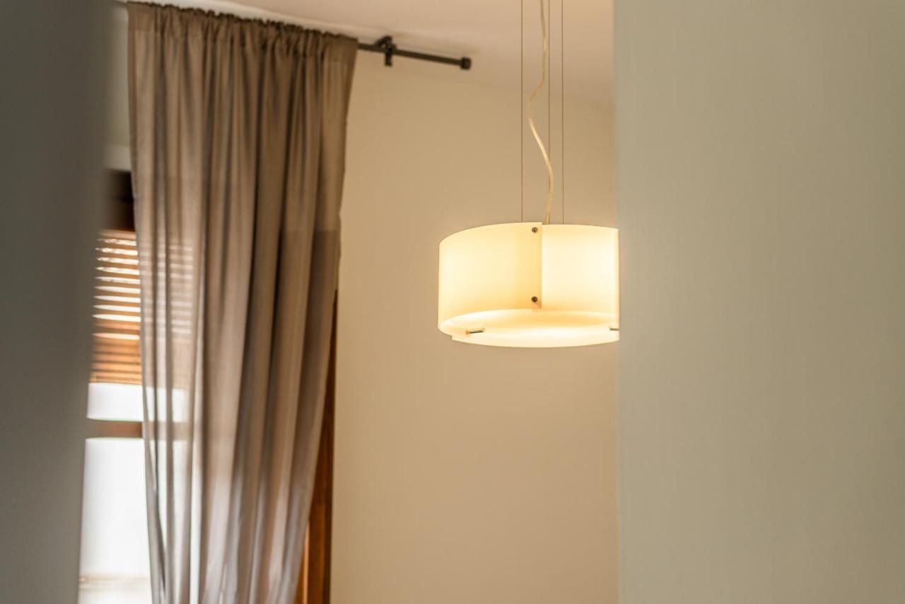 Tuguest Isabel La Catolica II Apartment Granada Exteriör bild