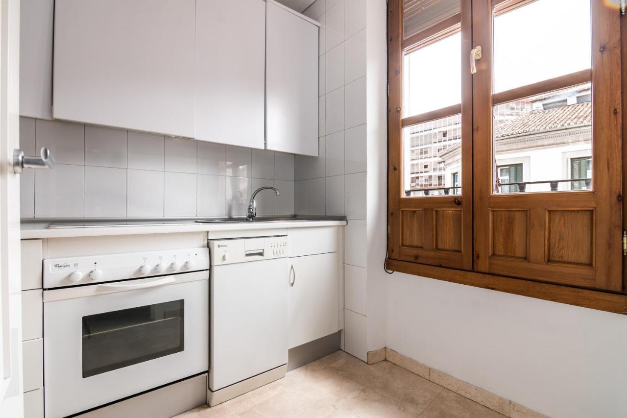 Tuguest Isabel La Catolica II Apartment Granada Exteriör bild